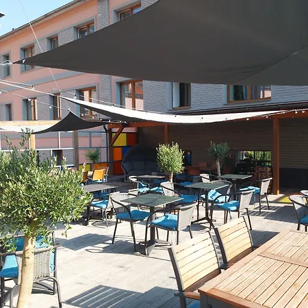 Inter Auberge de jeunesse *