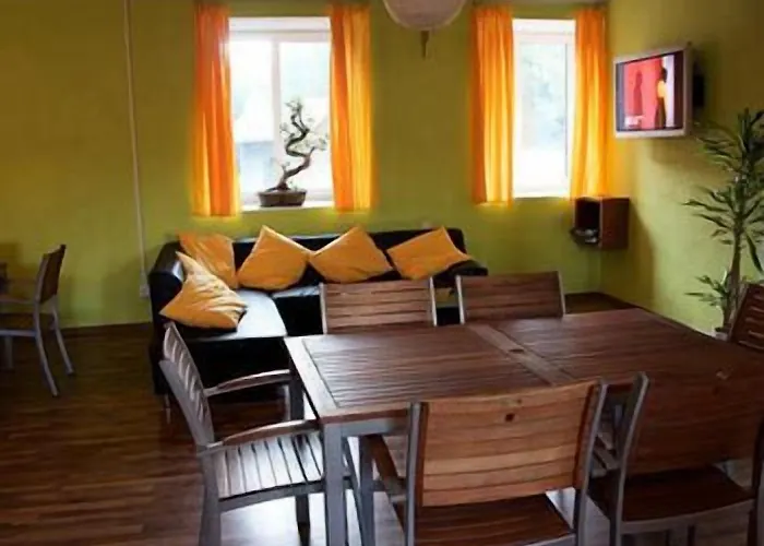 Inter Auberge de jeunesse *